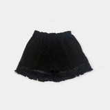 Eleganten čipkasti šorti za šik in ženski stil