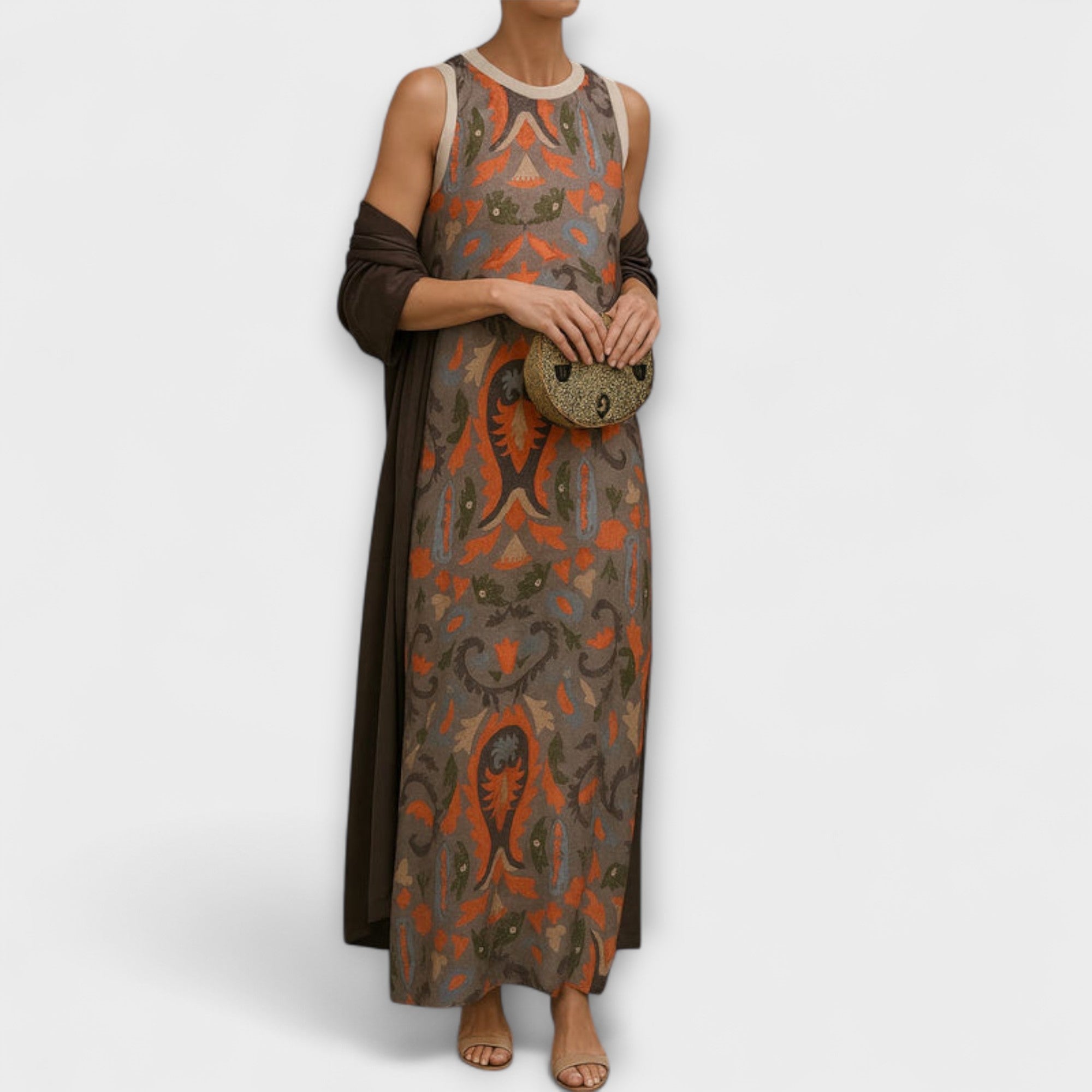 Rafaela – Dolga, elegantna obleka z ustrezno jakno