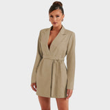 Zélia - Elegantna blazer obleka z V-izrezom