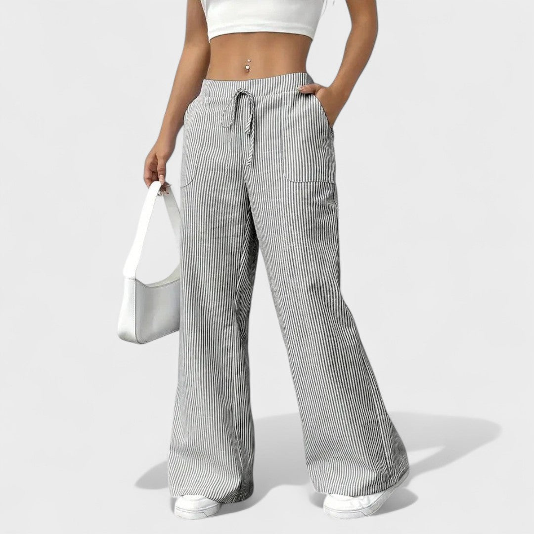 Maria - Udobne in široke hlače z elegantnimi detajli