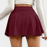 Tenis kratke hlače z vgrajenim krilom za športni in ženski slog