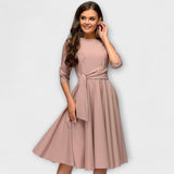 Anna - Stilska in Elegantna Midi Obleka z Pasom
