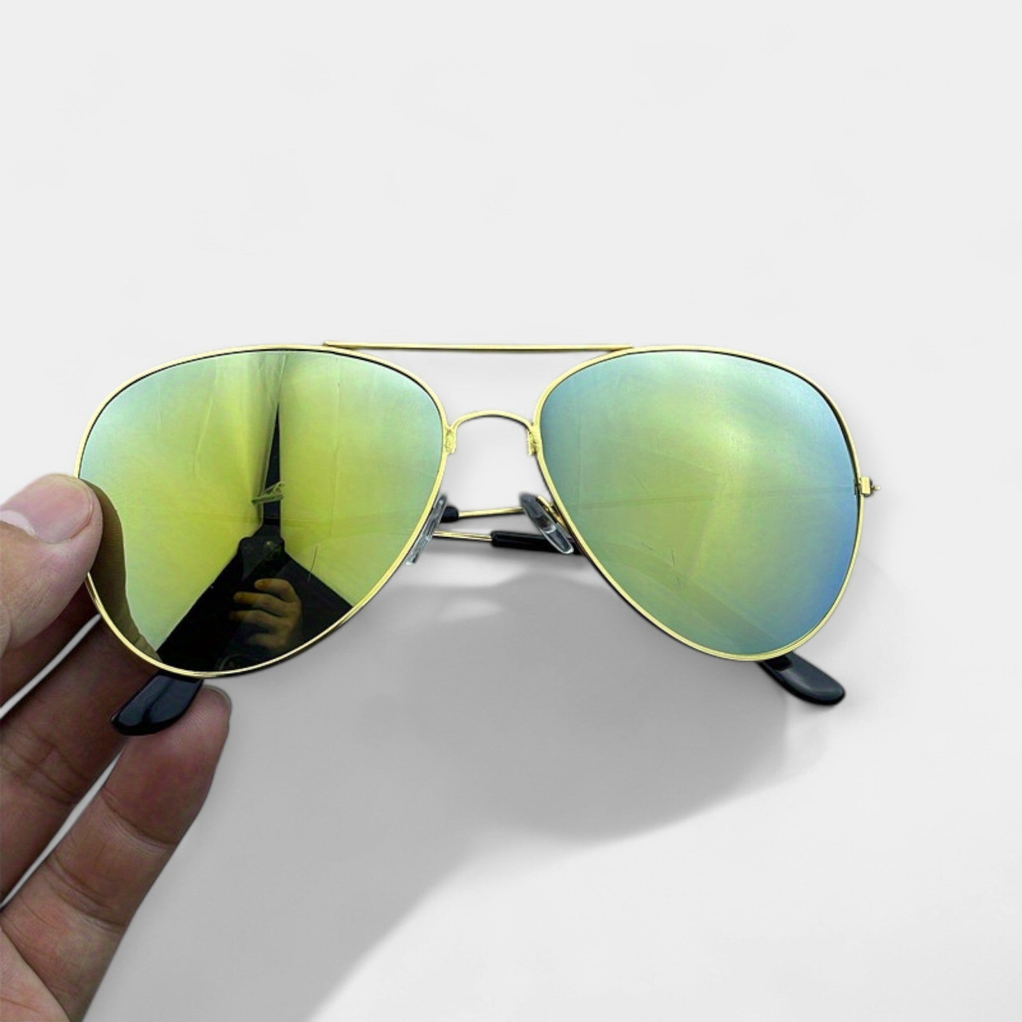 Elegantna retro očala z zrcalnim steklom